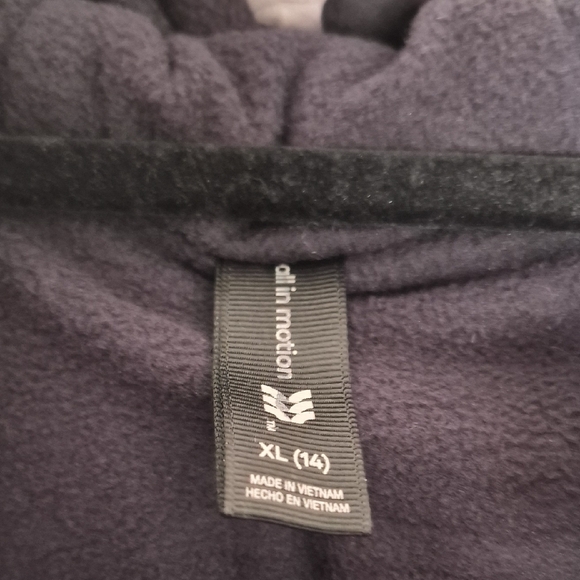 All in Motion Kids Puffer Jacket - Black, Gray, White Camo - Picture 11 of 13